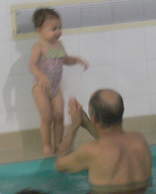 20080305_181106_ambre_piscine_sm